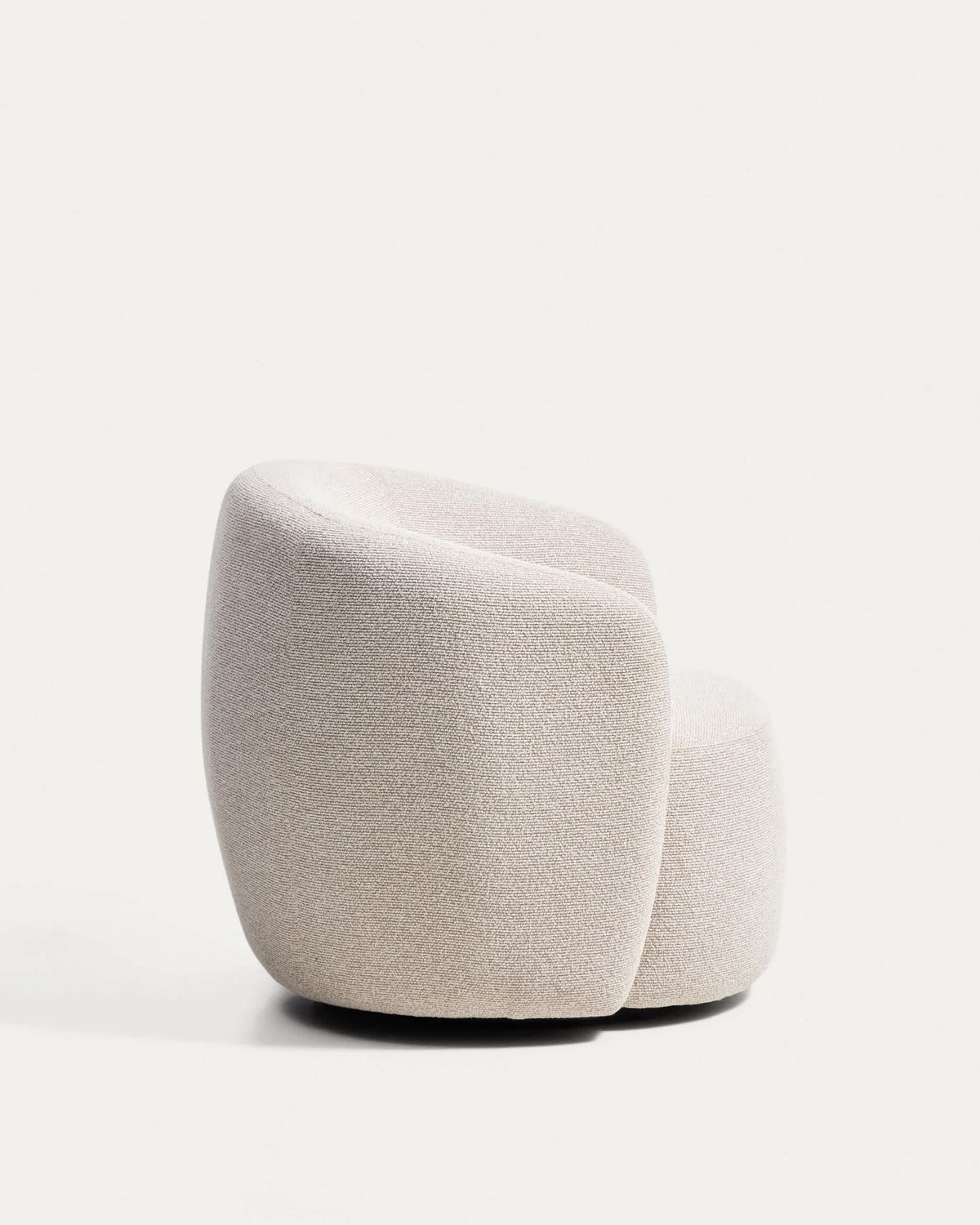 Butaca giratoria Odenia de micro bouclé beige