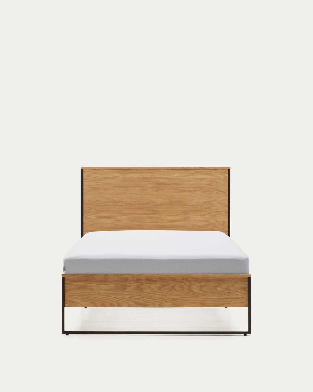 Cama Taiana de chapa de roble y patas de acero con acabado pintado negro 90 x 190 cm