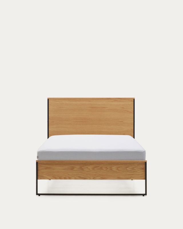 Cama Taiana de chapa de roble y patas de acero con acabado pintado negro 90 x 190 cm