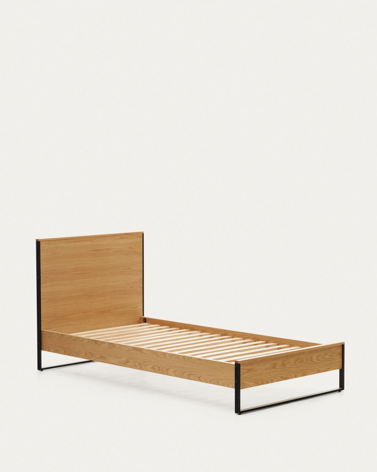 Cama Taiana de chapa de roble y patas de acero con acabado pintado negro 90 x 190 cm