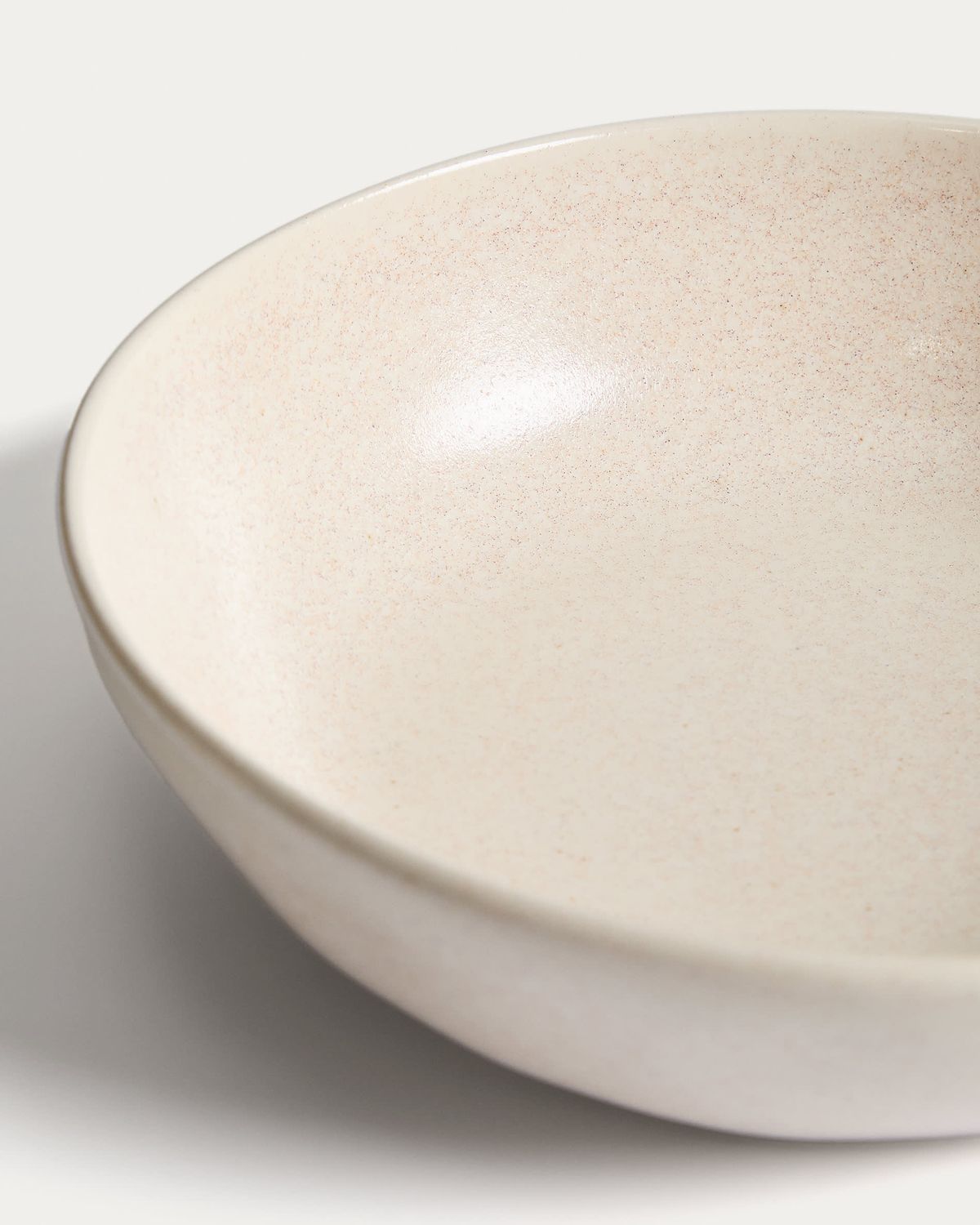 Plato hondo Sermin de cerámica beige