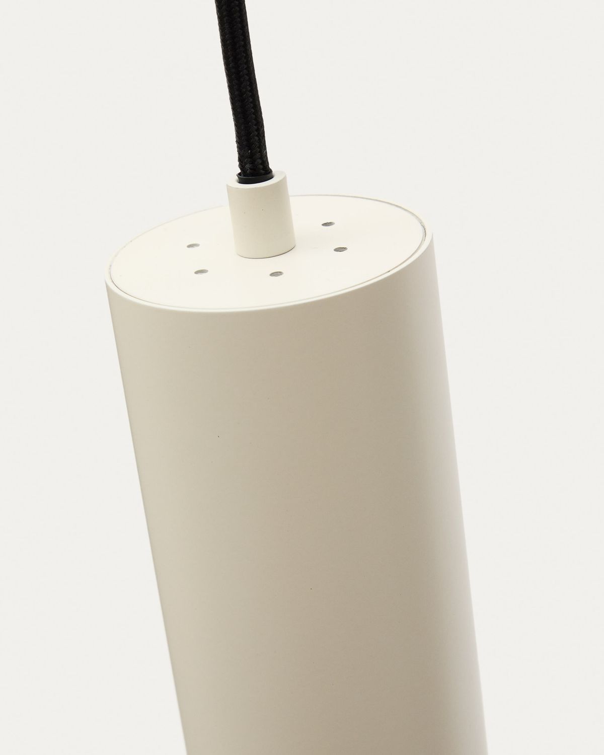 Lámpara de techo Andia de aluminio con acabado pintado beige