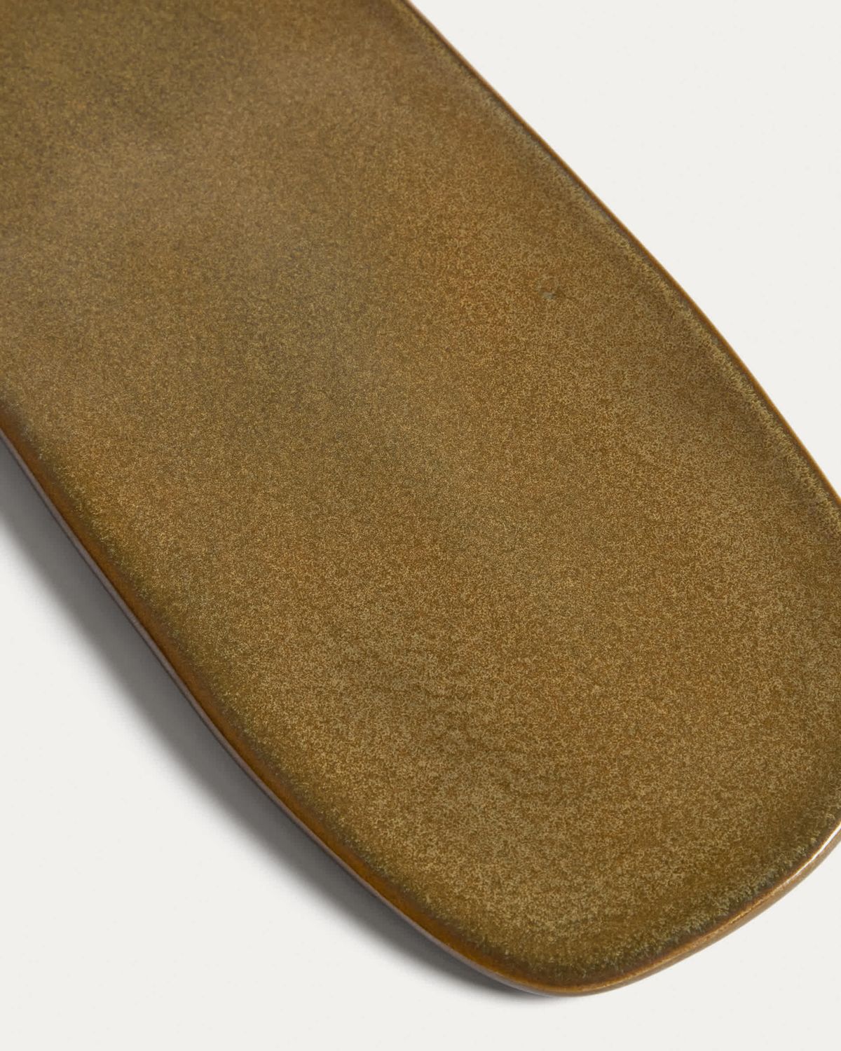 Tabla de servir Aderno de cerámica verde musgo 29 x 11,5 cm
