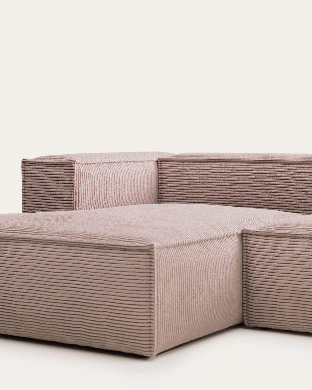 Sofá Blok 3 plazas chaise longue izquierdo retardante de fuego de pana gruesa rosa 300 cm