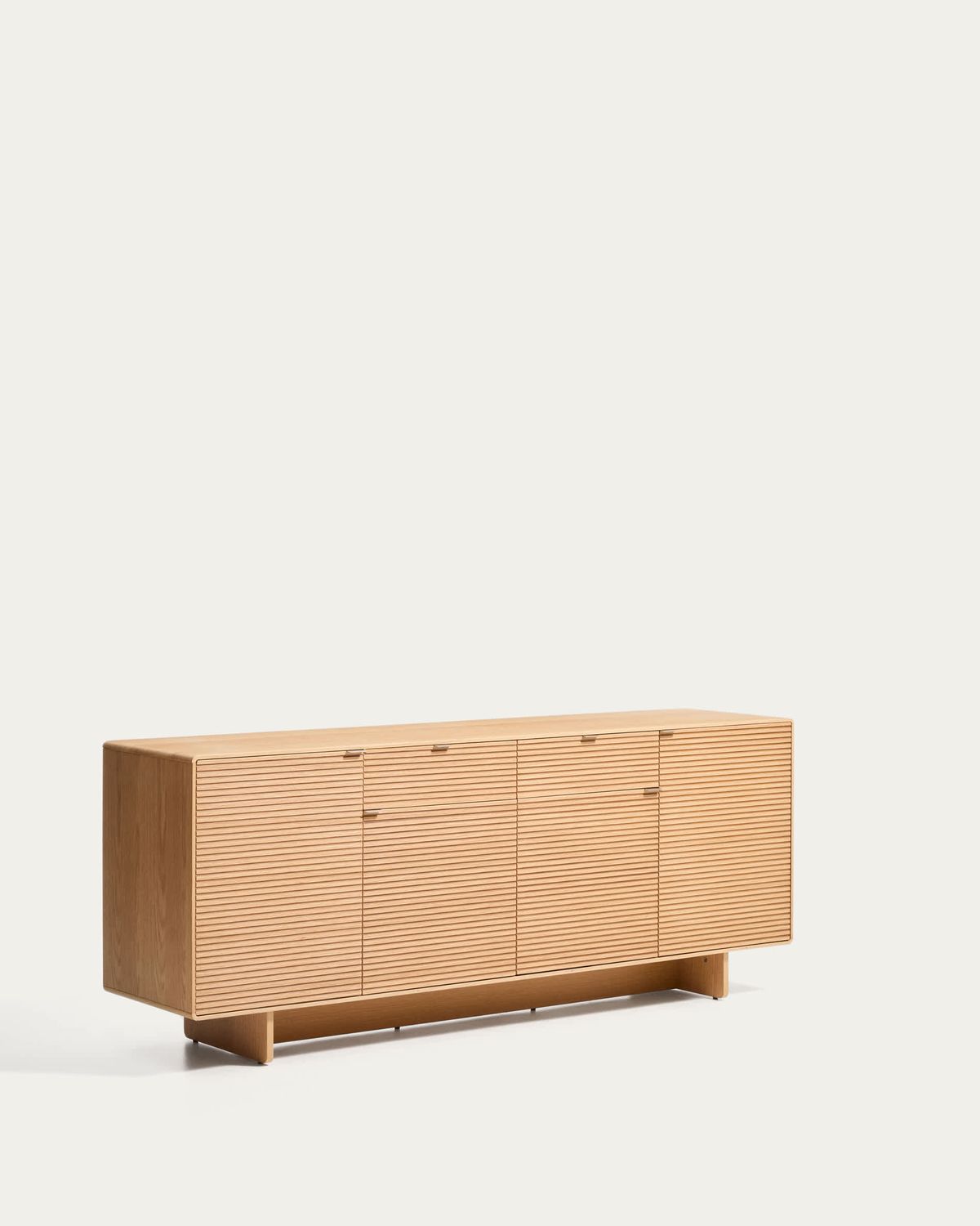 Aparador Norlen 4 puertas y 2 cajones de chapa de roble acabado tono natural FSC Mix Credit 194,5 x 78 cm
