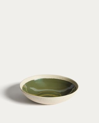 Plato hondo Nale de cerámica beige con fondo verde