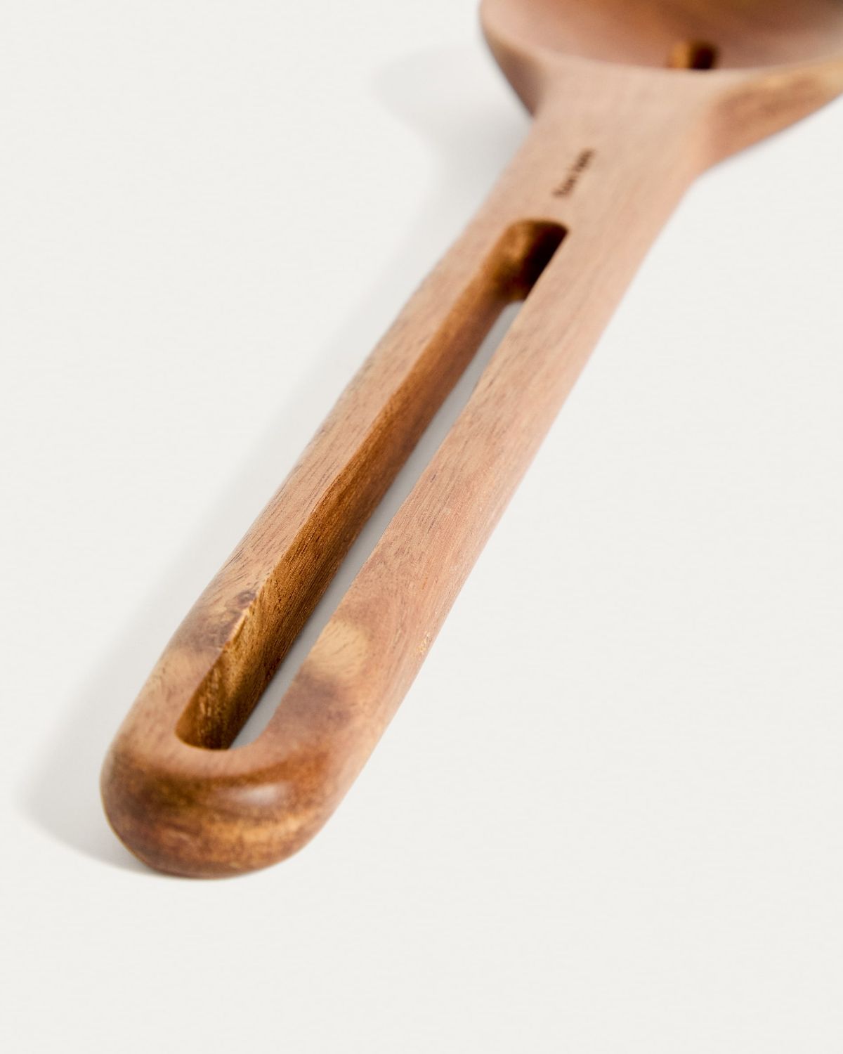 Utensilio de cocina Blera de madera de acacia FSC 100%
