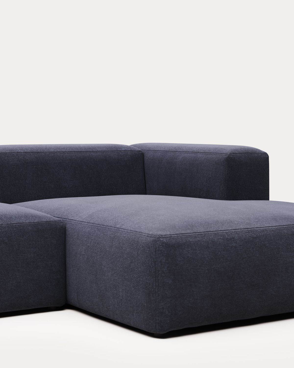Sofá Blok 3 plazas chaise longue derecho retardante de fuego de chenilla azul 300 cm