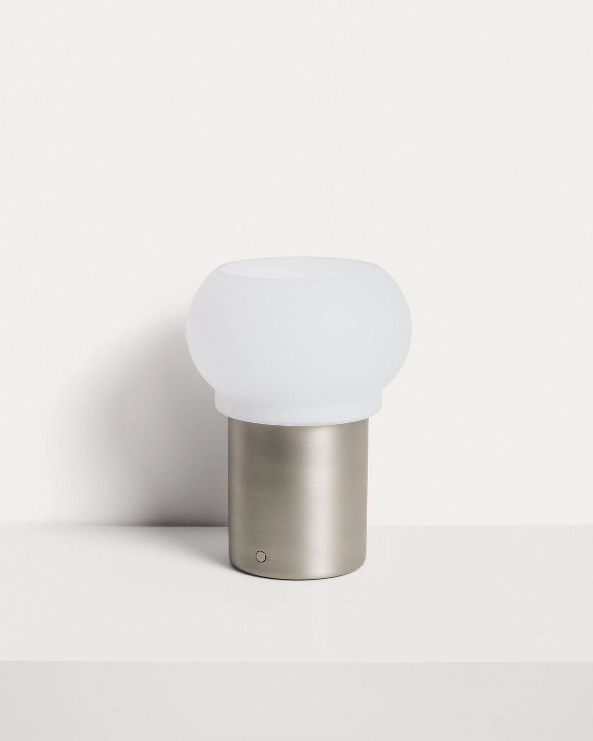 Lámpara de mesa portátil LED Leruna de vidrio glaseado y metal con acabado galvanizado Ø 20 cm