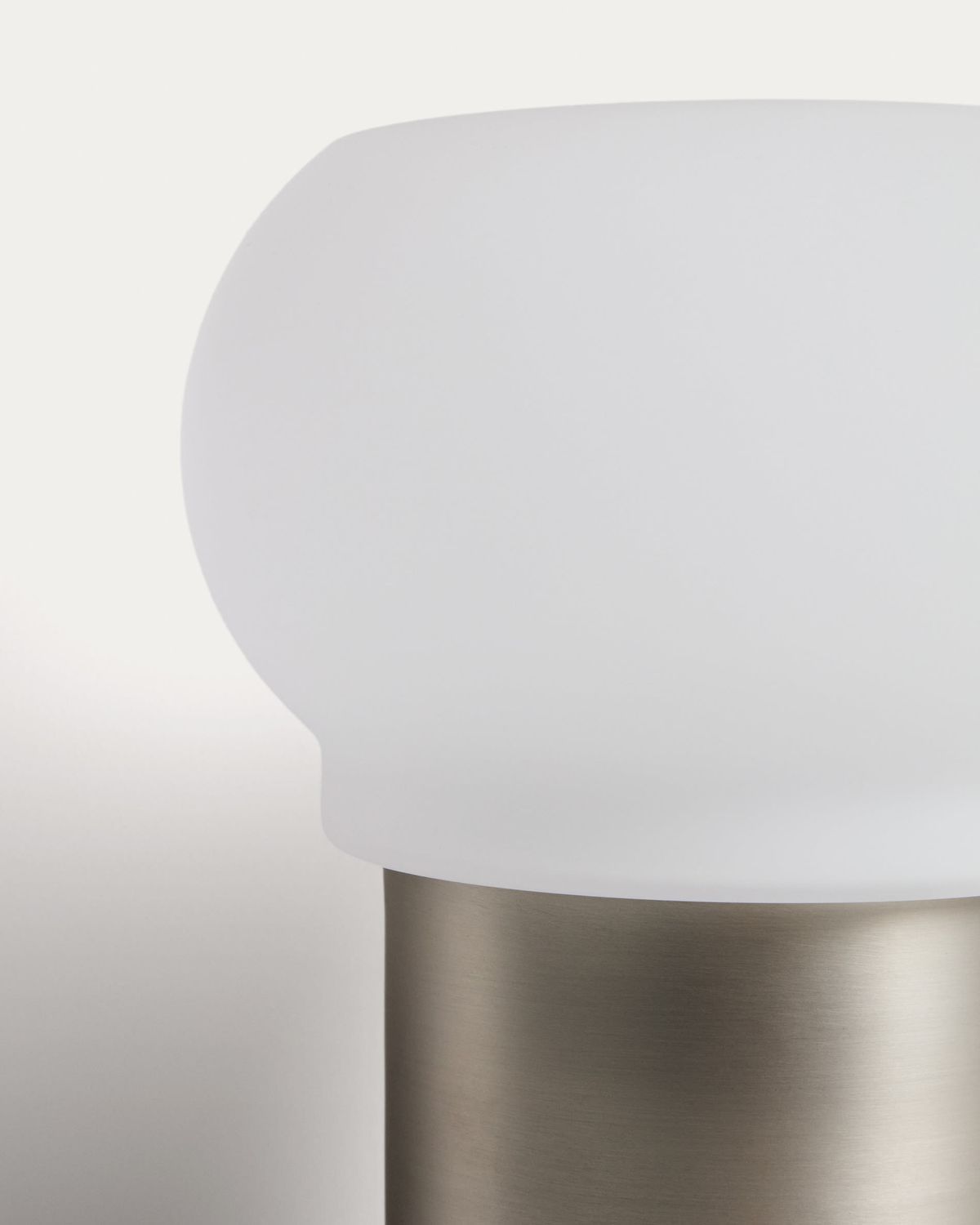 Lámpara de mesa portátil LED Leruna de vidrio glaseado y metal con acabado galvanizado Ø 20 cm