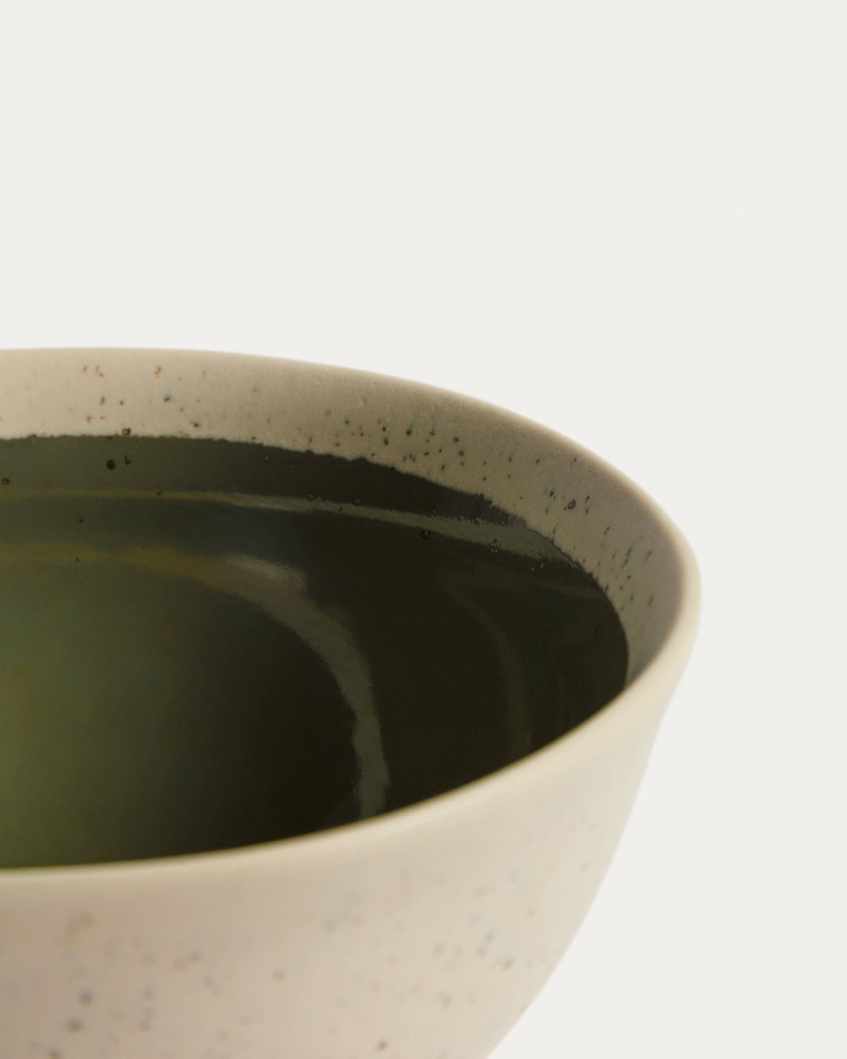 Bol Nale de cerámica beige con fondo verde
