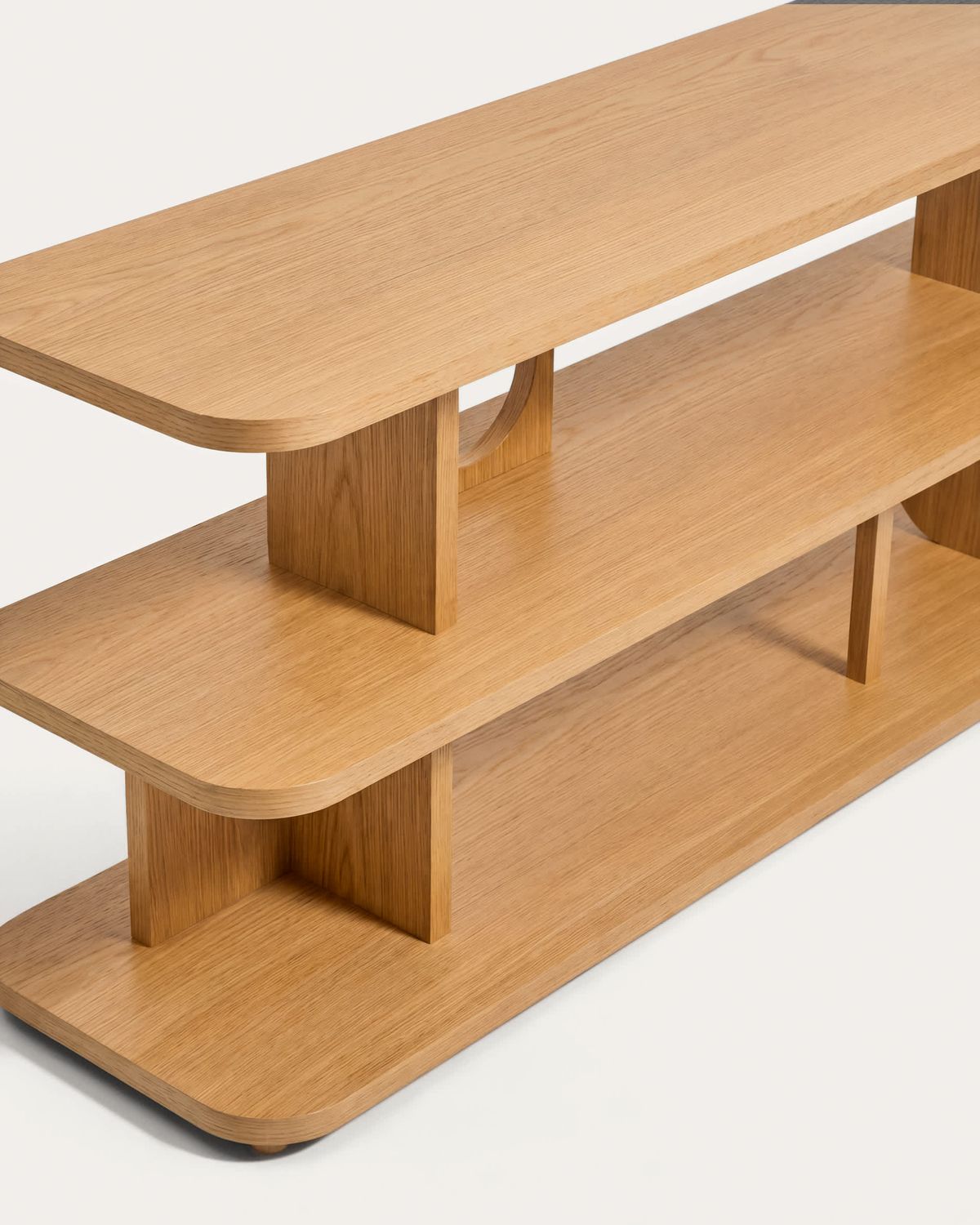Estantería Aduma de chapa de roble con acabado tono natural FSC 100% 160 x 65 cm