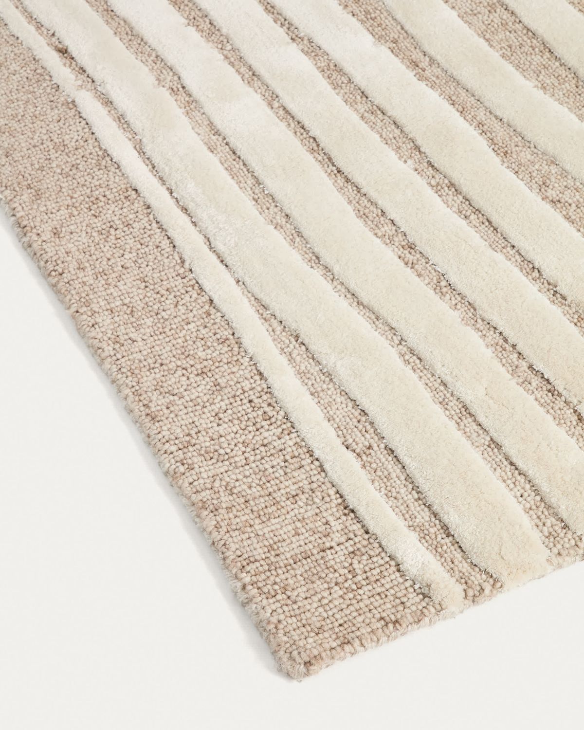 Alfombra Colire de lana y viscosa beige 160 x 230 cm