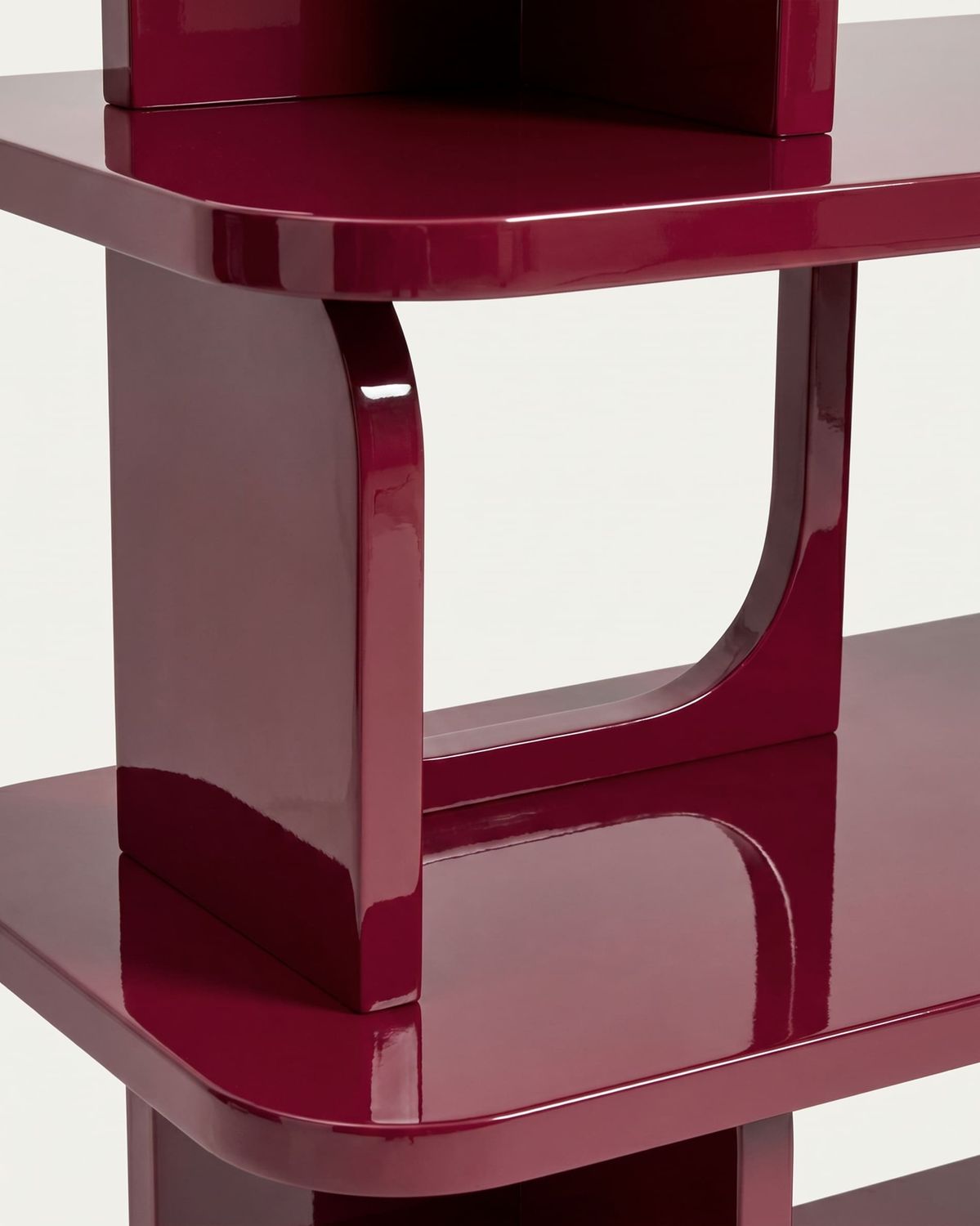 Estantería Aduma DM lacado granate con acabado brillante FSC 100% 100 x 187 cm