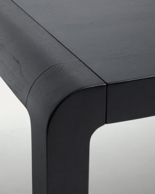 Mesa extensible Erisia de madera maciza de roble con acabado ebonizado 180 (230) x 90 cm FSC 100%