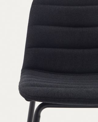 Taburete Zunilda de chenilla negro y acero con acabado negro mate altura 65 cm FSC 100%