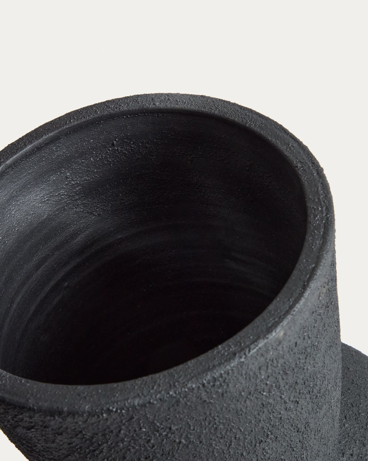 Jarrón Nerun de terracota negro 72 cm