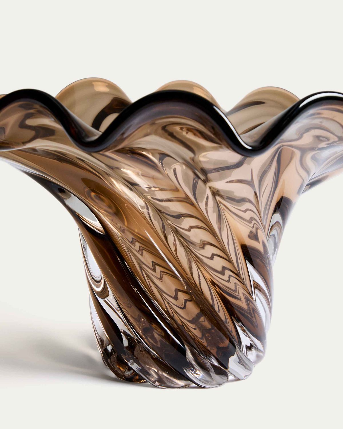 Centro de mesa Lurea de vidrio marrón oscuro 46 x 30 cm