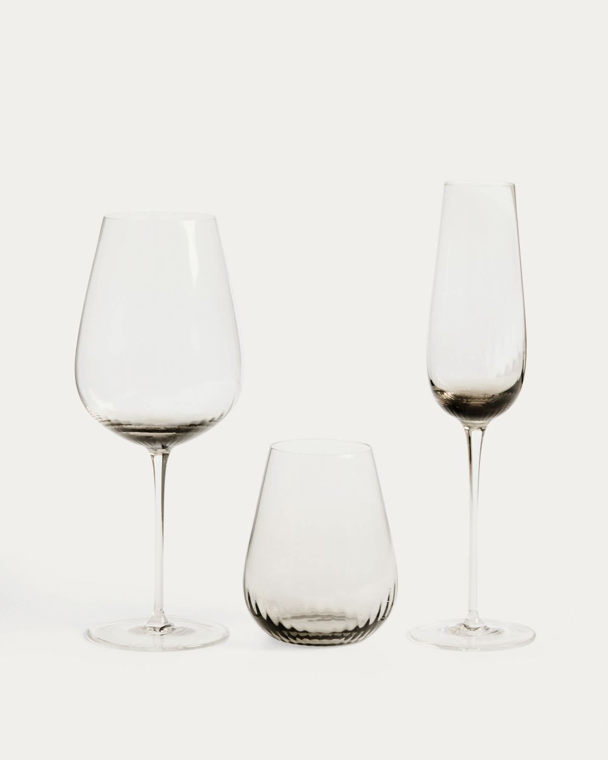 Copa de vino Davel de vidrio gris 58 cl