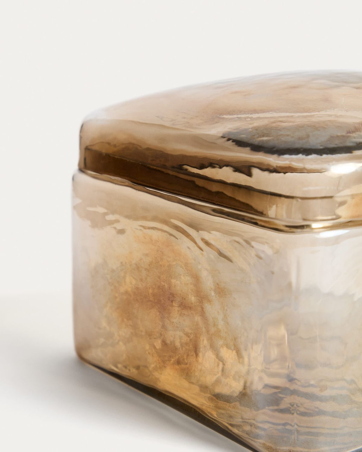 Caja decorativa Aveli de cristal beige tornasolado 14 x 14 cm