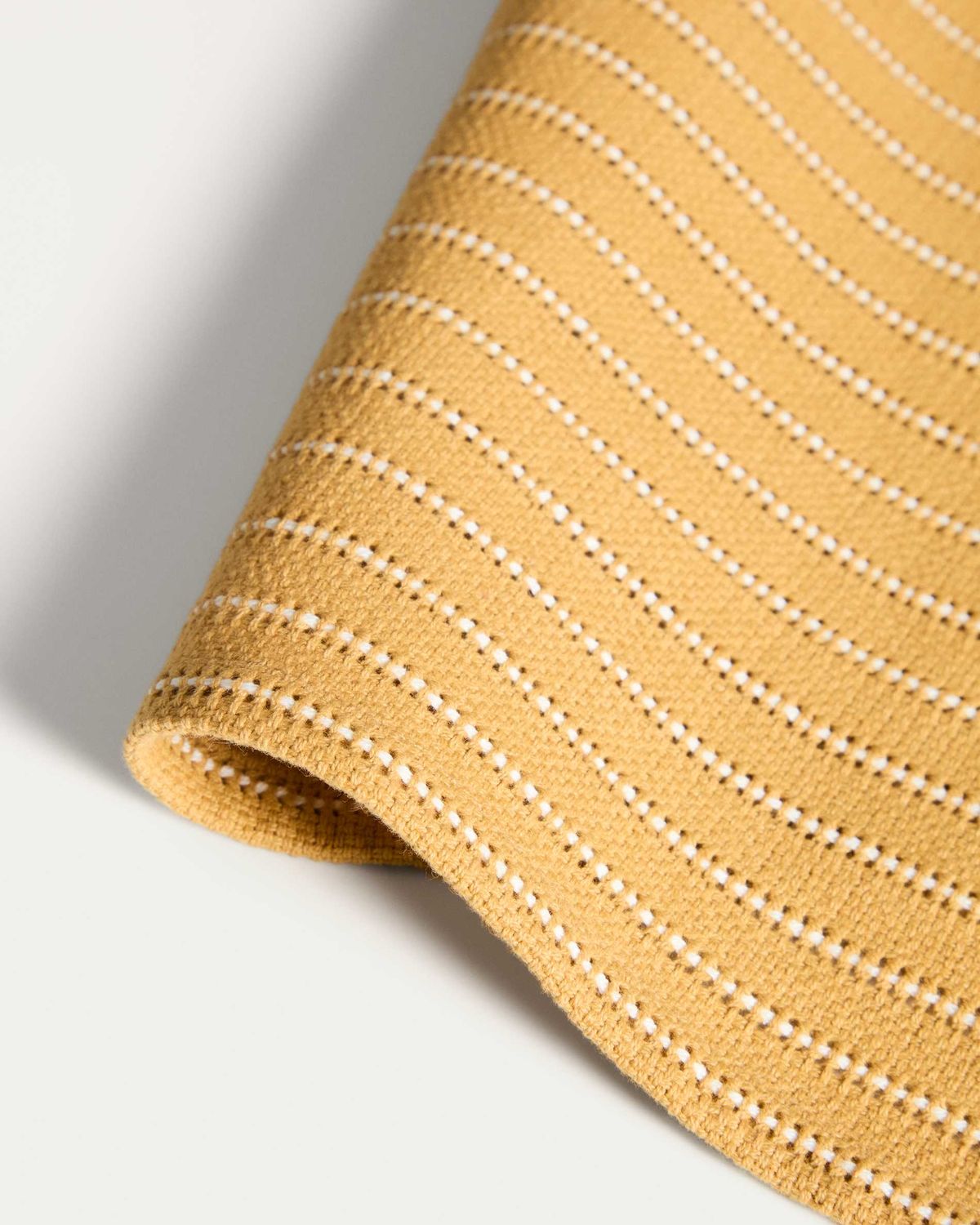 Set Noira de 2 manteles individuales de algodón jacquard mostaza 35 x 50 cm