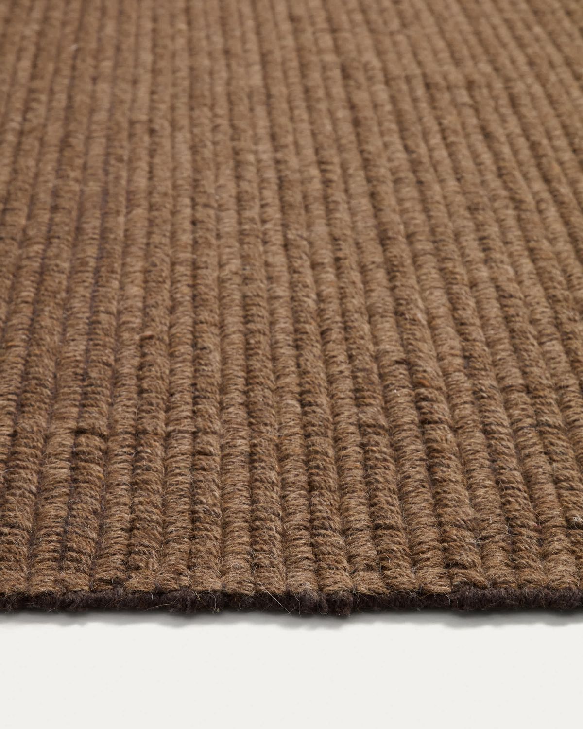 Alfombra Imerna de lana marrón 160 x 230 cm