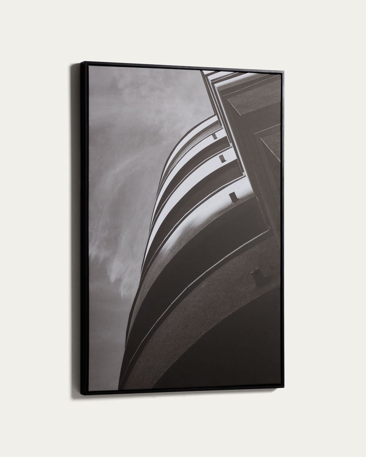 Cuadro Silen fotografía arquitectónica de Barcelona blanco y negro 67 x 100 cm