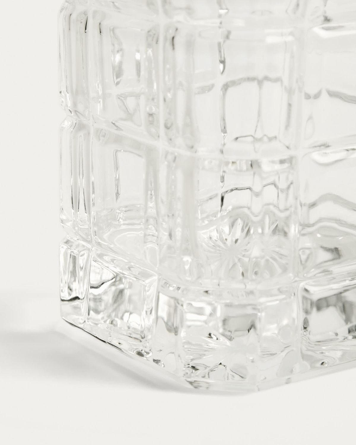 Botella Talora de vidrio tallado transparente 80 cl