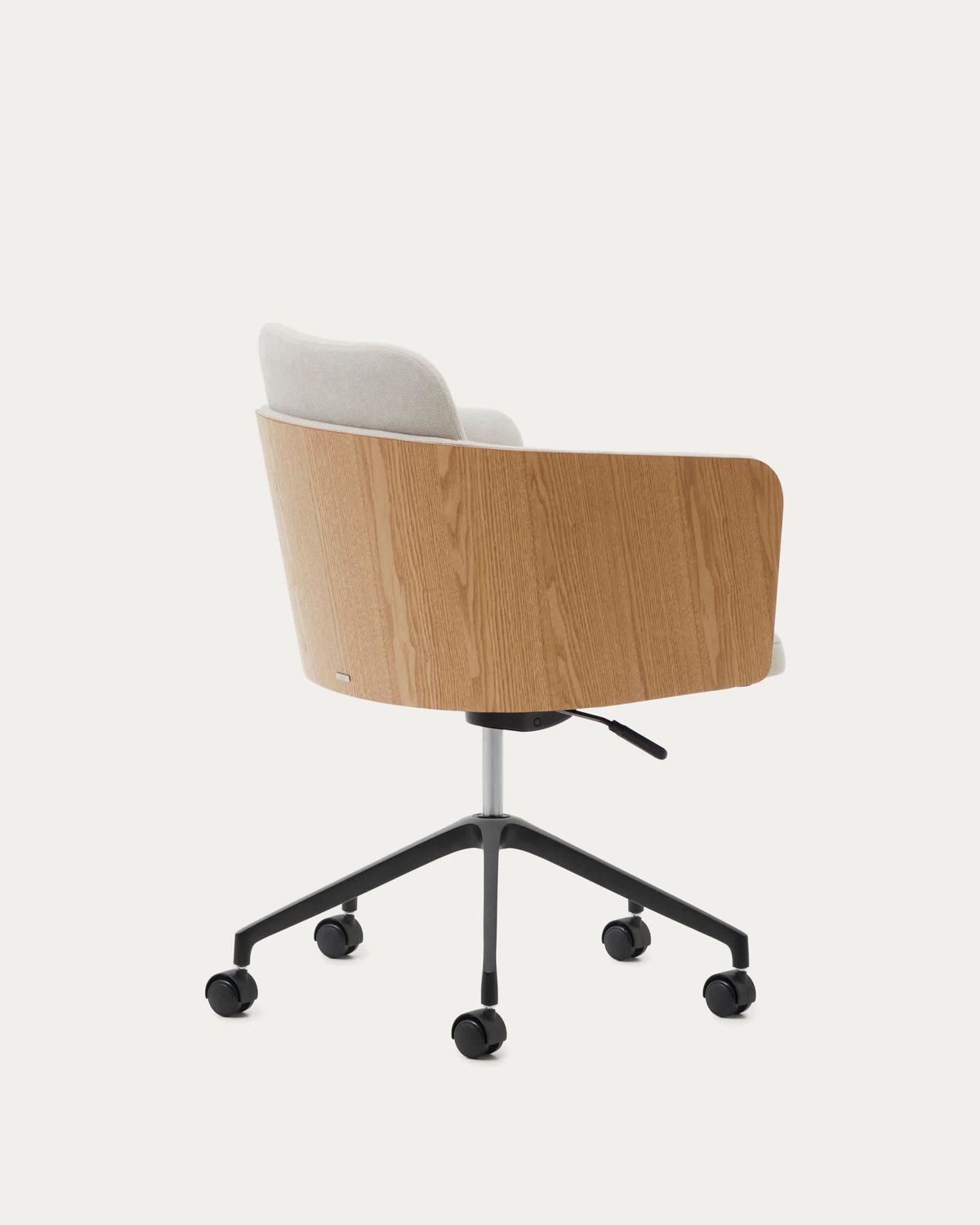 Silla de escritorio Madai de chenilla beige y chapa de fresno con acabado tono natural FSC Mix Credit