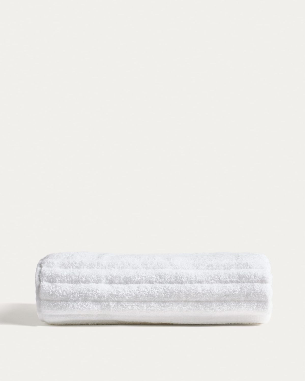 Toalla de baño Navira 100% algodón blanco 70 x 140 cm