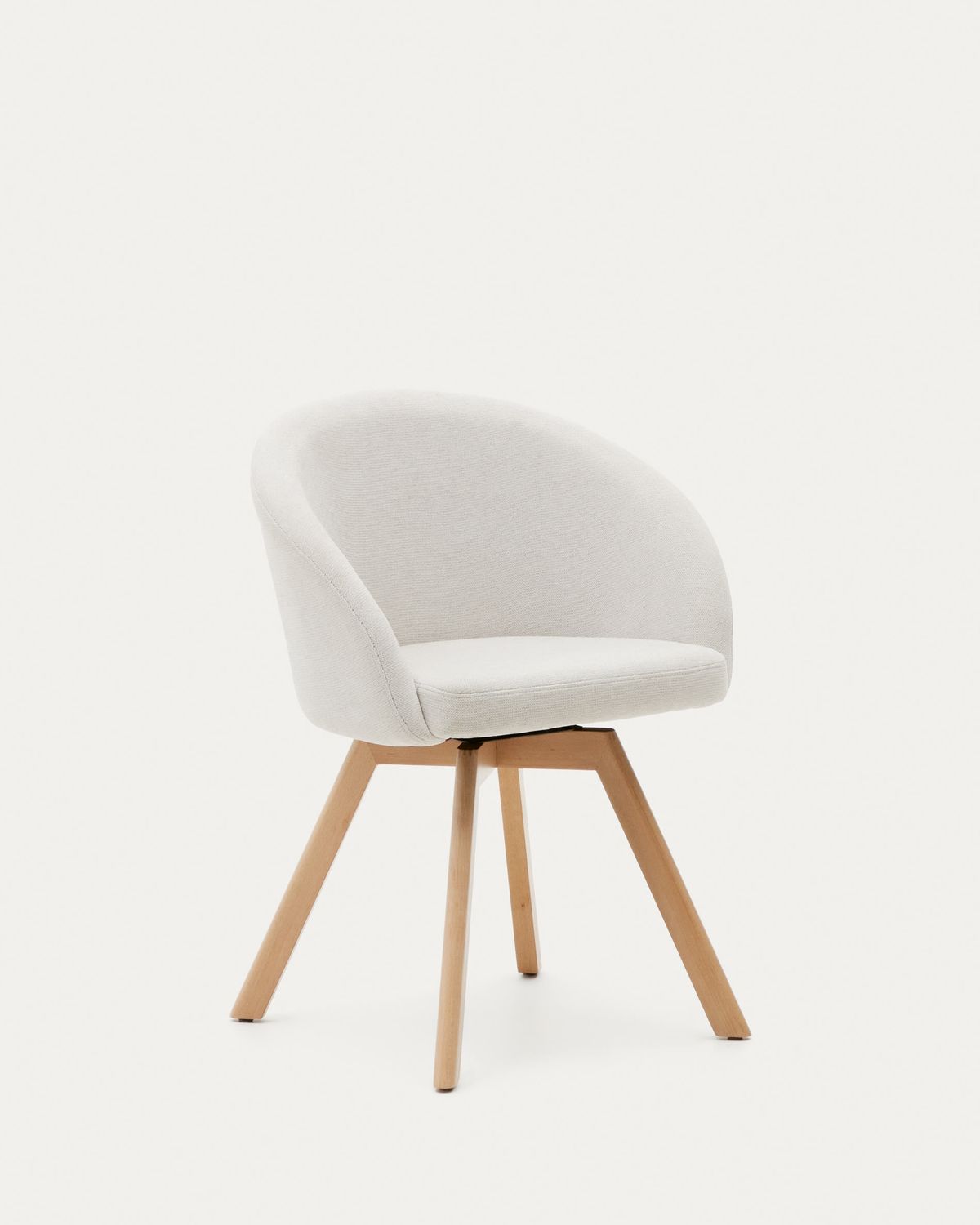 Silla giratoria Marvin chenilla beige y patas de madera maciza de haya acabado natural FSC 100%