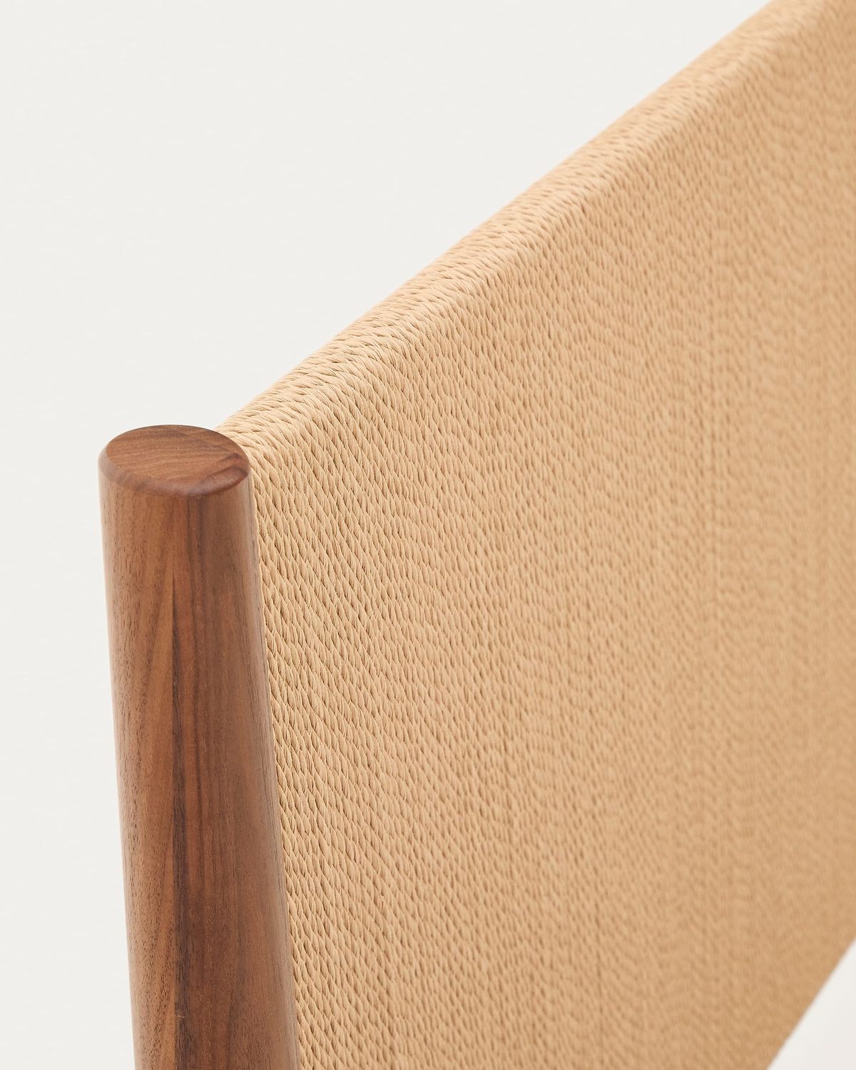 Cama Elan de chapa y madera maciza de nogal con cuerda colchón 180 x 200 cm