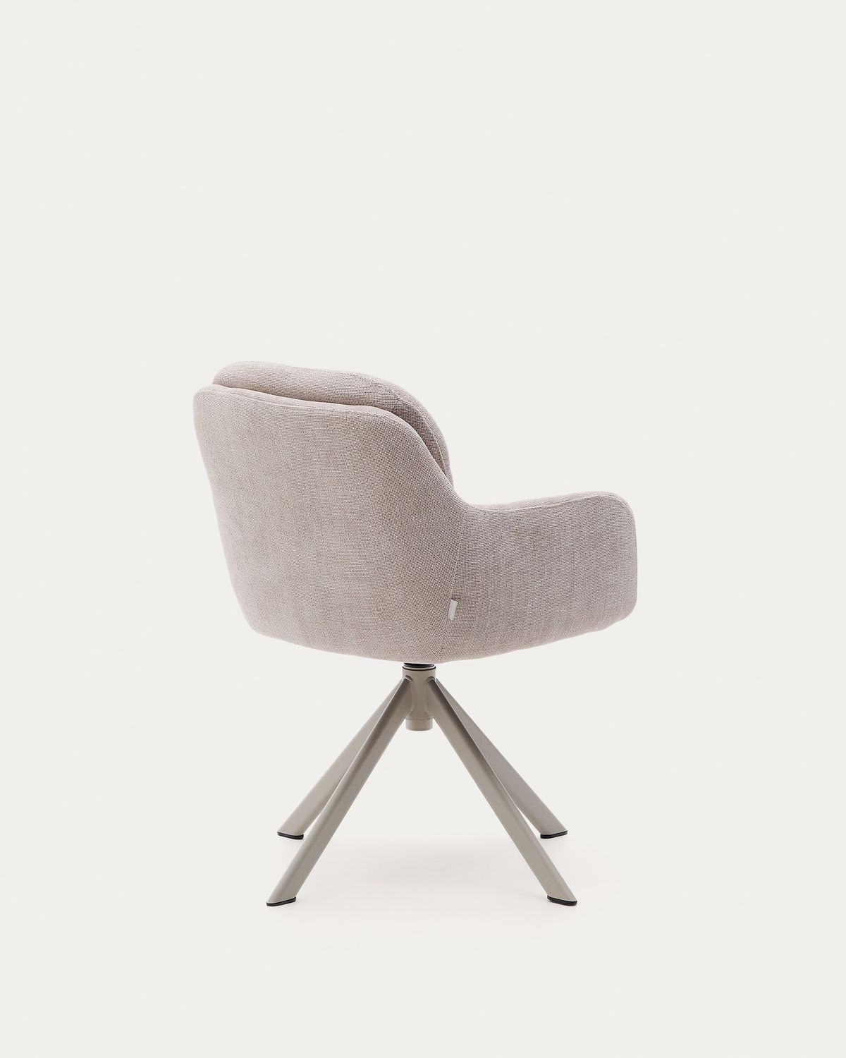 Silla giratoria Lexa de chenilla beige y patas de acero con acabado beige