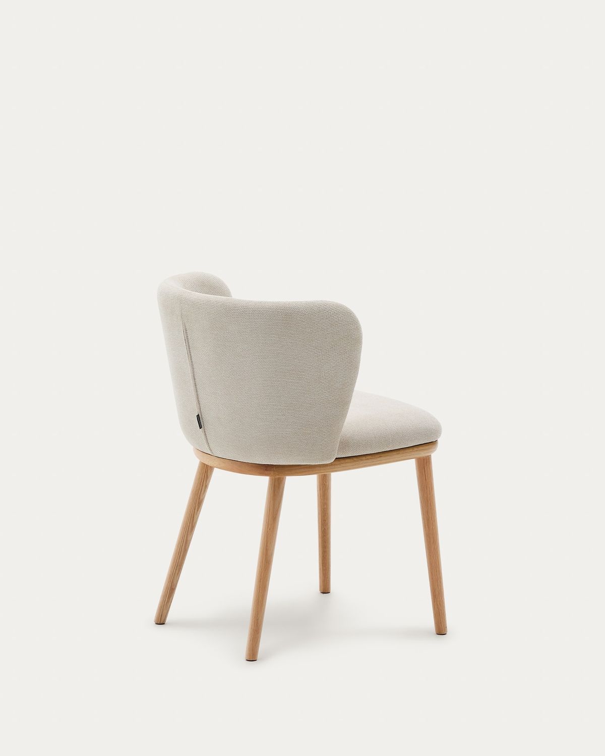 Silla Ciselia chenilla beige y madera maciza de fresno acabado tono natural FSC Mix Credit