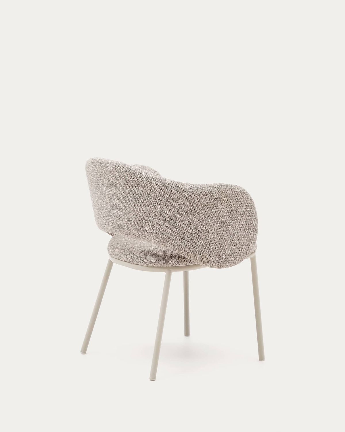Silla Maina de chenilla gruesa beige y patas de acero con acabado beige FSC Mix Credit