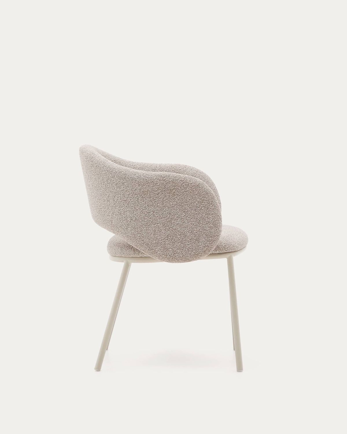 Silla Maina de chenilla gruesa beige y patas de acero con acabado beige FSC Mix Credit