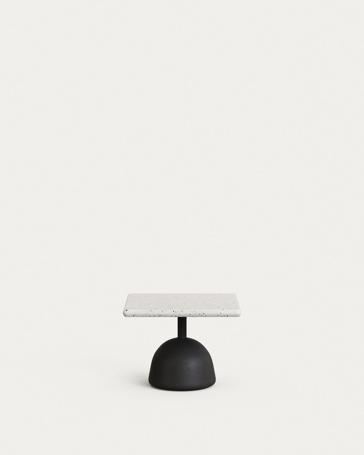Mesa de centro Saura con sobre de terrazo blanco y pie de cemento negro 48x48x35cm