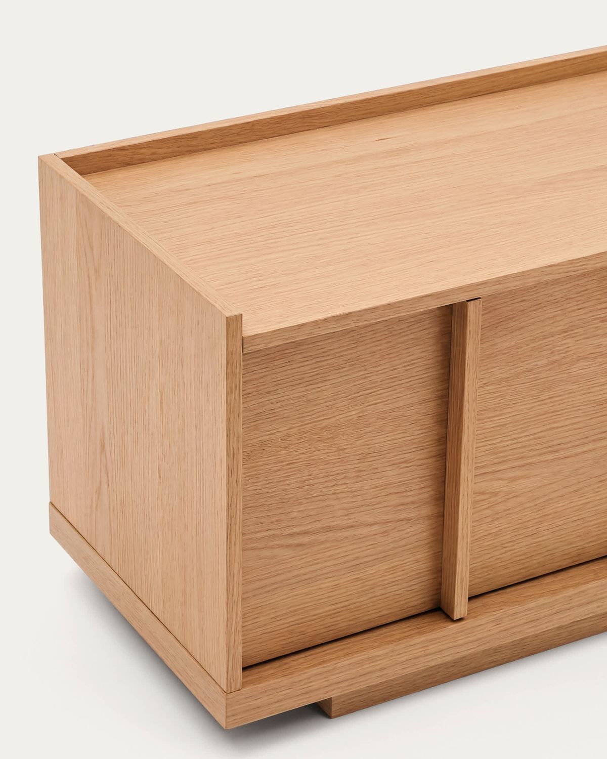 Mueble TV Onix de chapa de roble con acabado tono natural 200 x 45 cm FSC Mix Credit