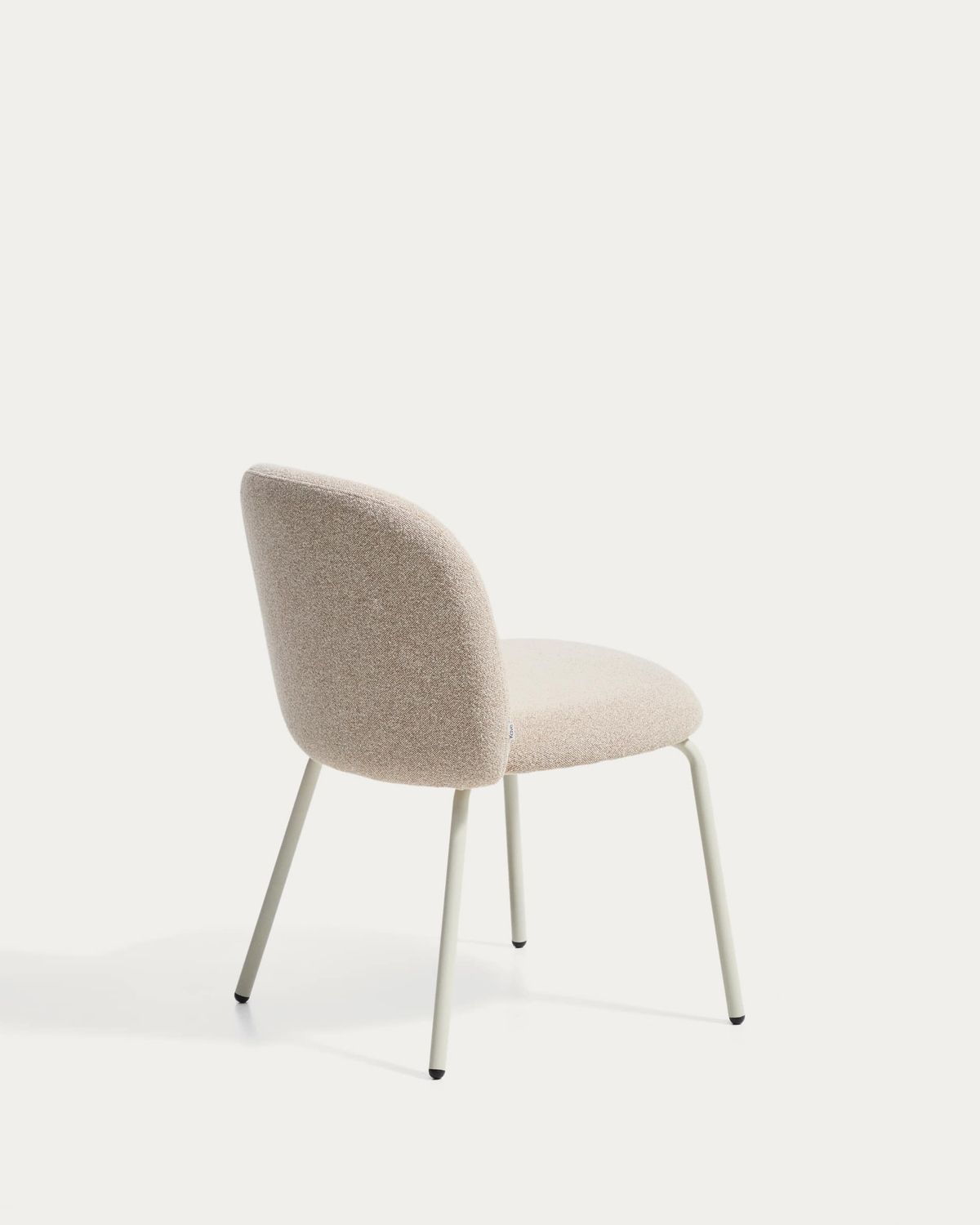 Silla Arino de chenilla beige y patas de metal beige FSC 100%