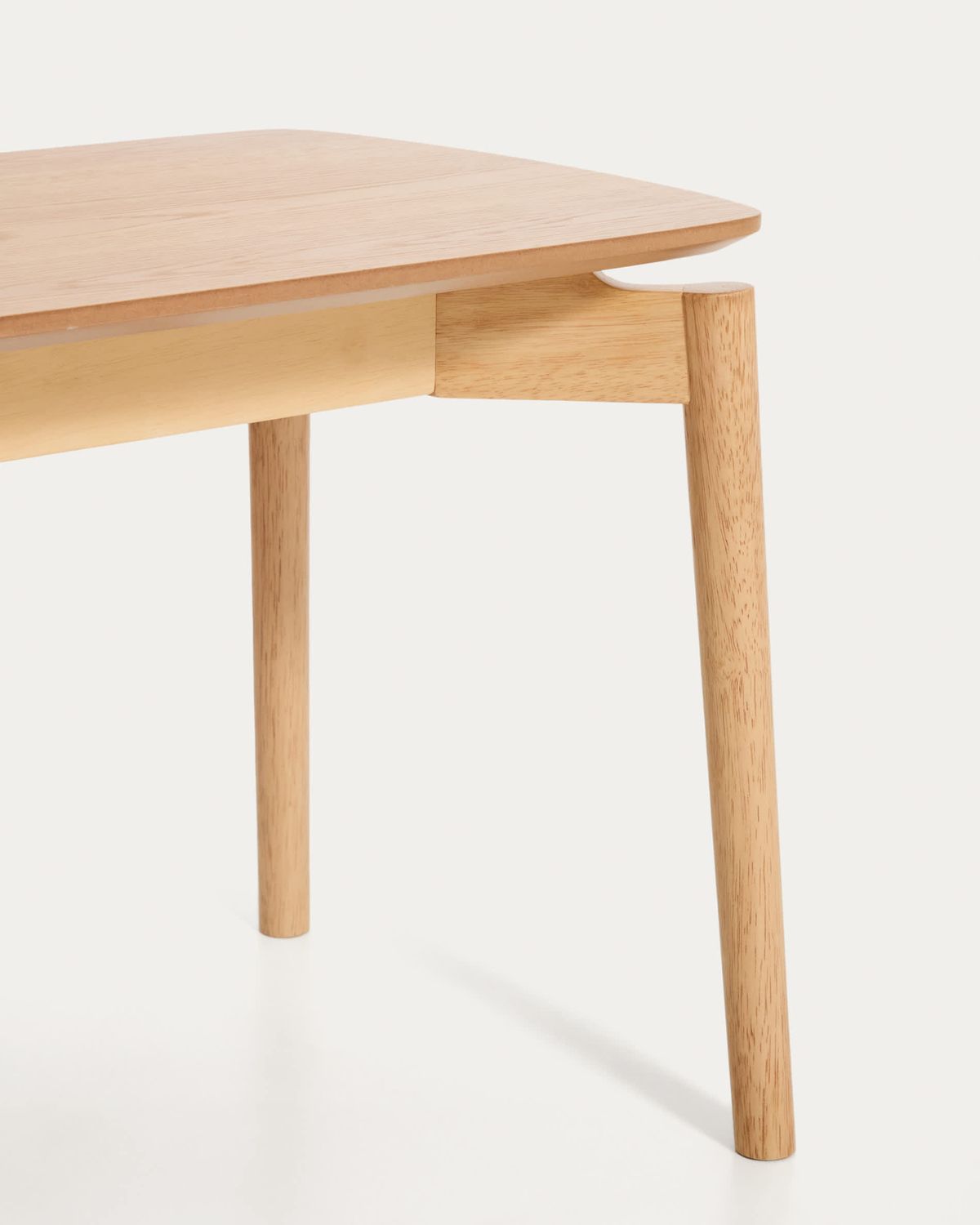 Banco Evera de chapa de roble con acabado en tono natural 122 cm
