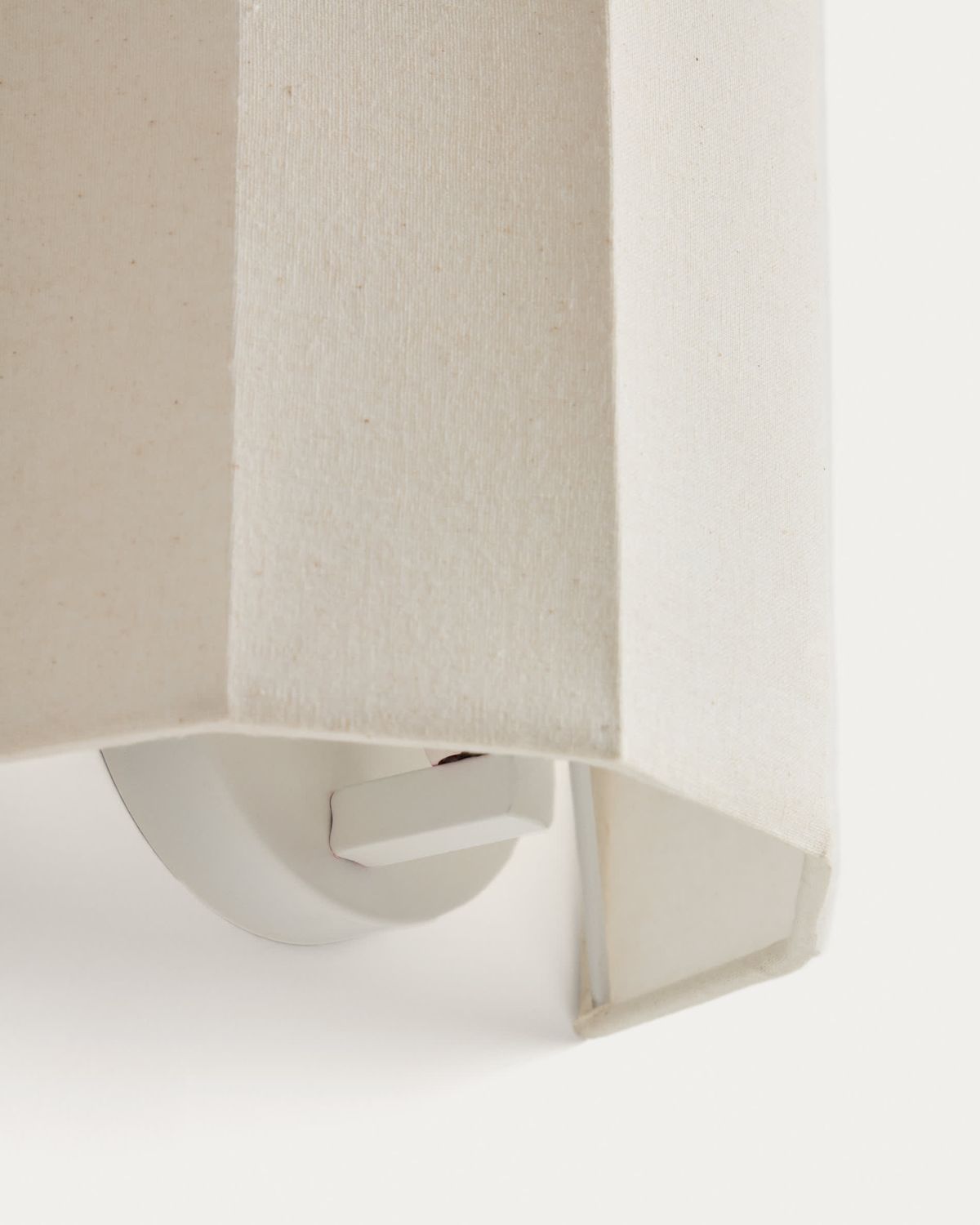 Aplique de pared Lumeni de madera de caucho y lino beige 20 cm
