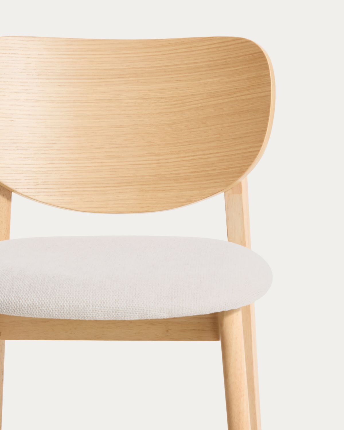 Taburete Ludara de chapa de roble y chenilla beige 65 cm