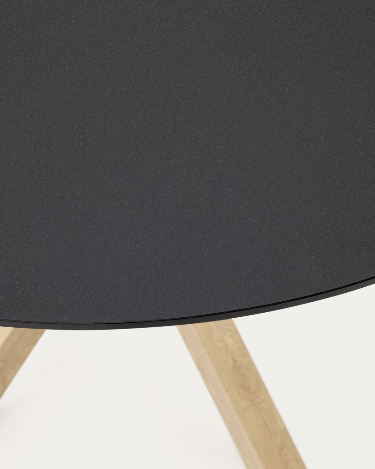 Mesa redonda Argo de cristal negro mate y patas de acero efecto madera Ø 150 cm