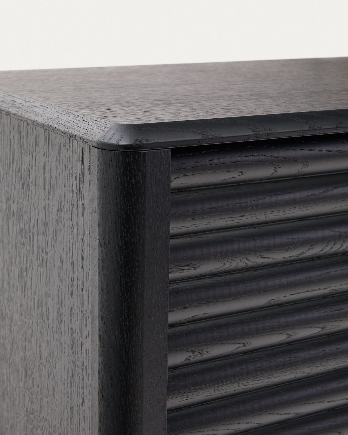 Aparador alto Lenon 4 puertas madera maciza y chapa roble negro 104,5x144 cm FSC Mix Credi
