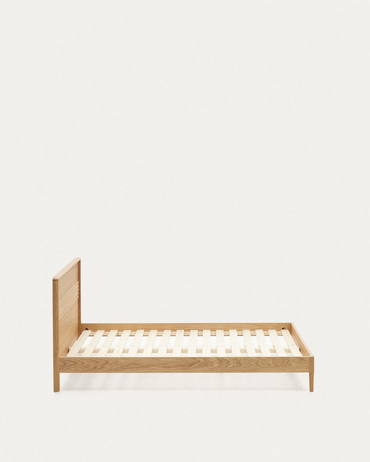 Cama Lenon de madera y chapa de roble para colchón de 180 x 200 cm FSC MIX Credit