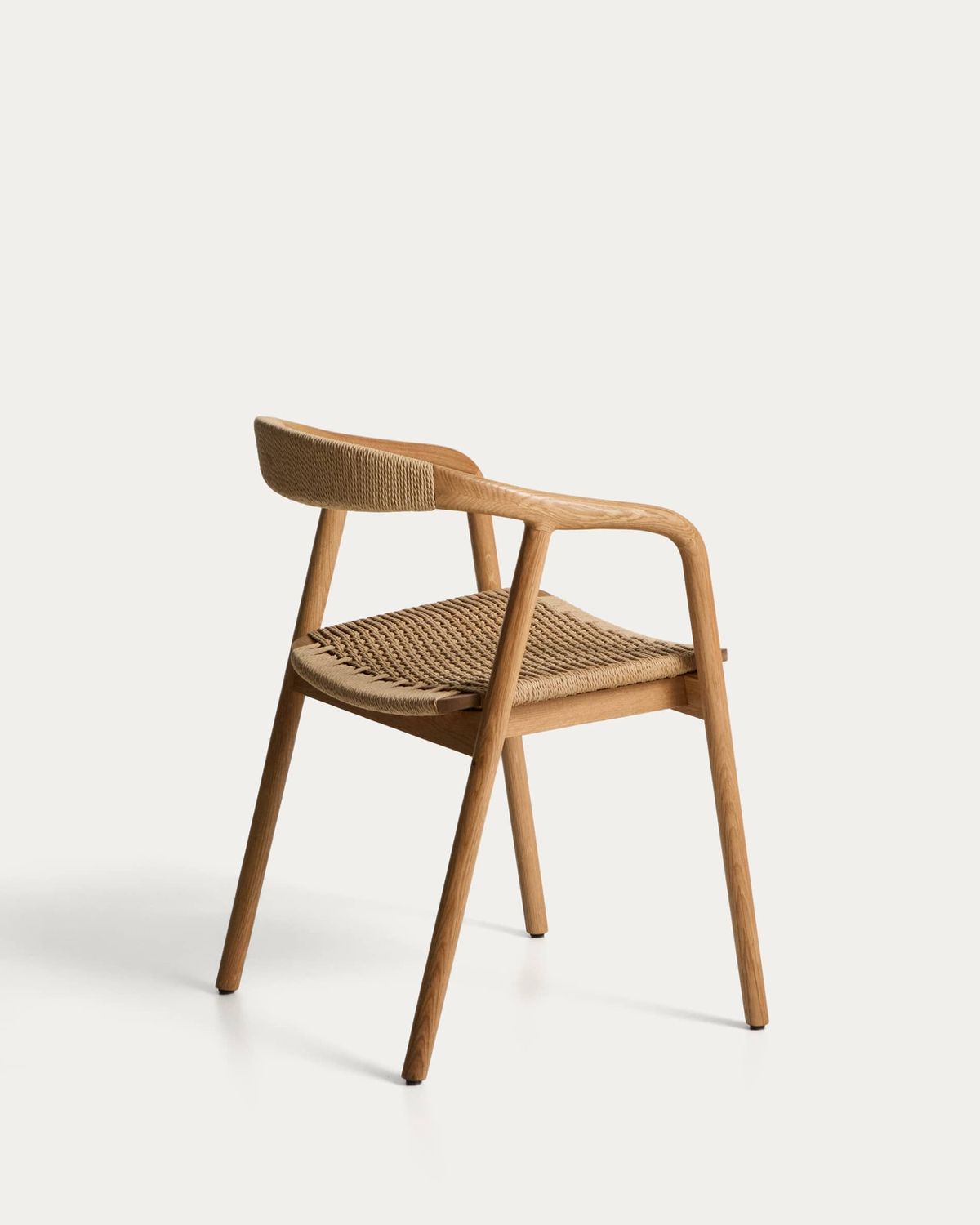 Silla Derile de madera maciza de roble acabado tono natural y cuerda de papel beige FSC Mix Credit