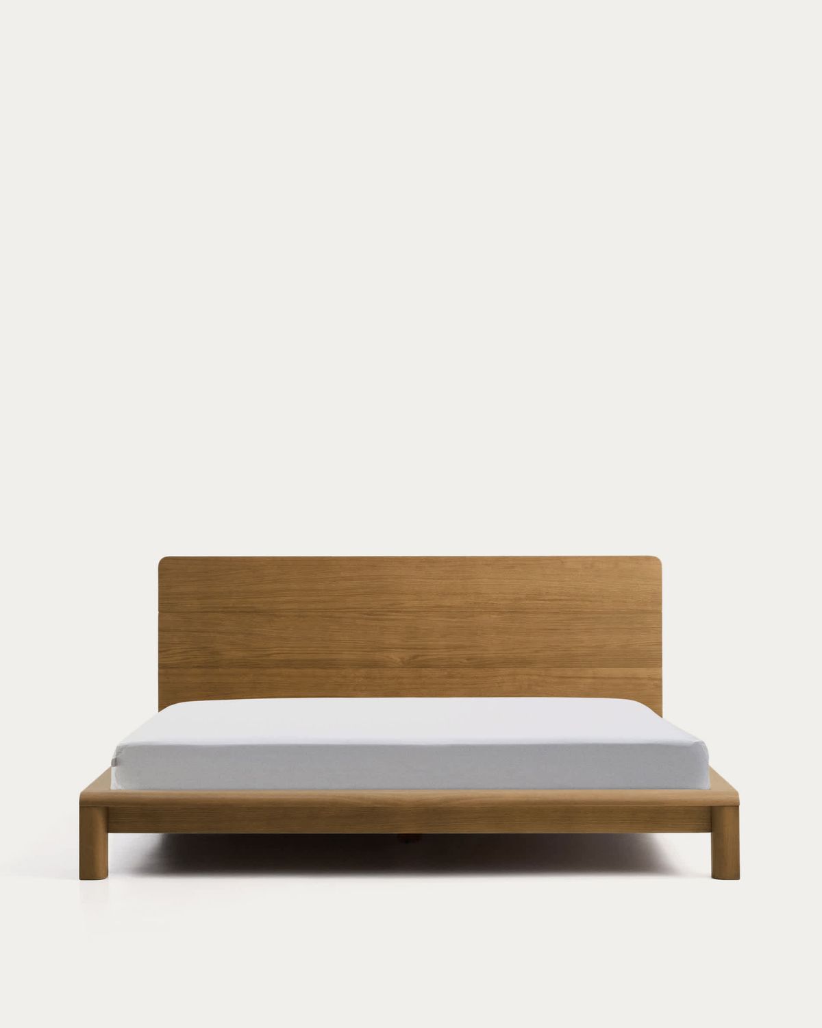 Cama Arelida de chapa y madera madera maciza de roble acabado marrón claro para colchón de 180 x 200 cm FSC Mix Credit