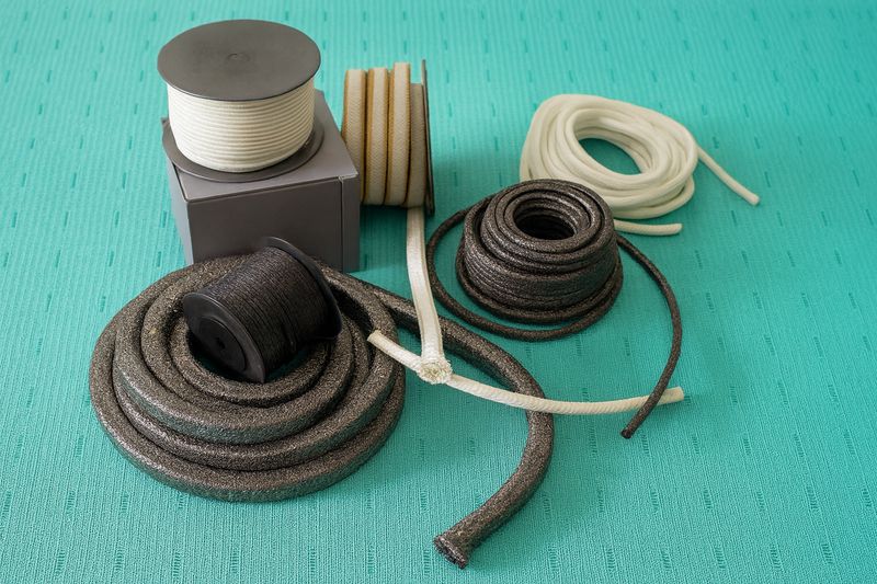 GUARNITAL-PREMISTOPPA-TRECCE