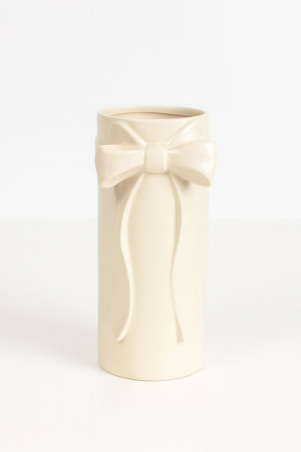 Keramische vaas met strik