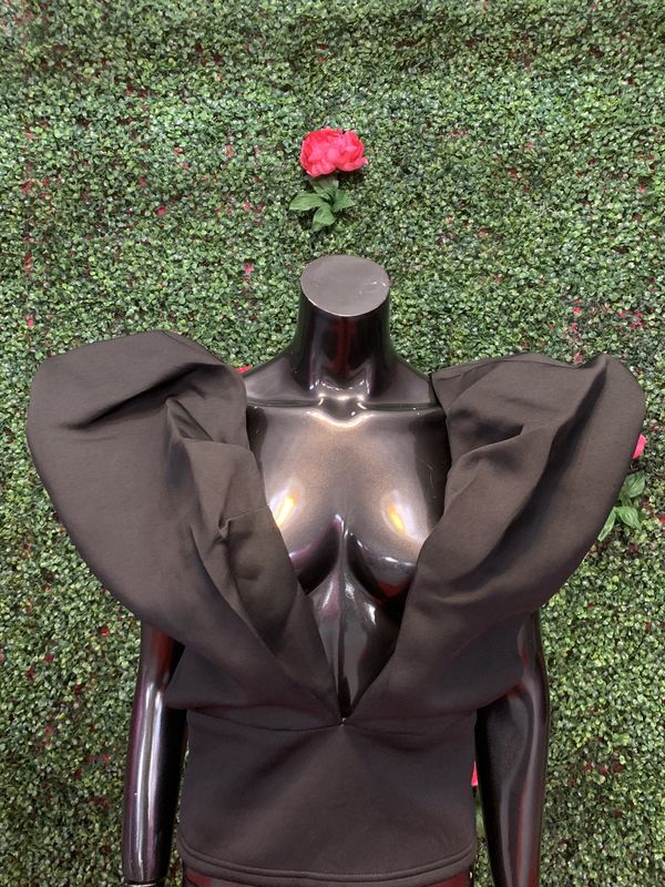 Black Shoulder Puff Top